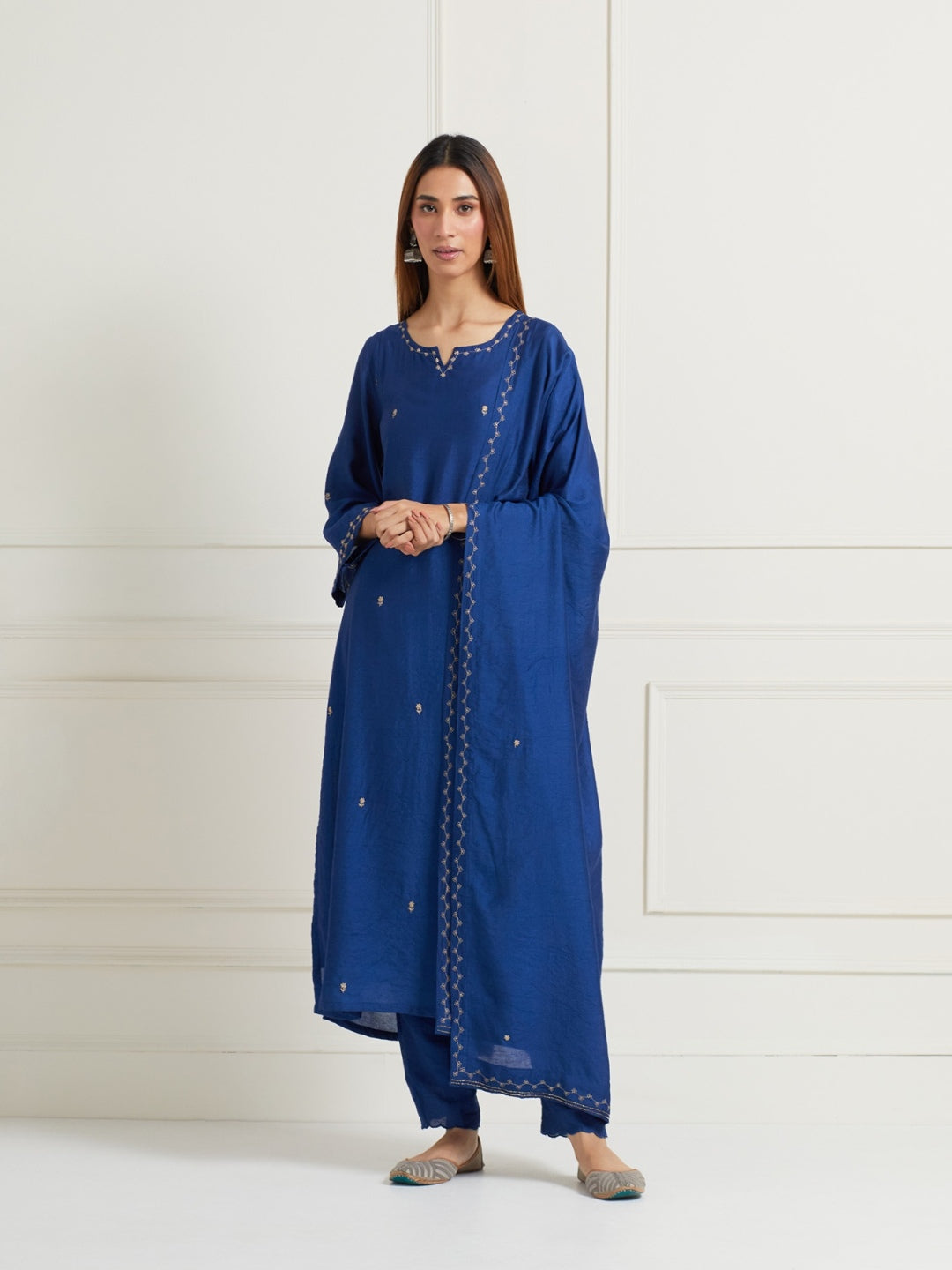 BLUE EMBROIDERED CHANDERI DUPATTA