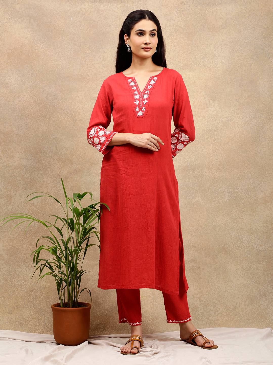 RED CONTRAST EMBROIDERED KURTA