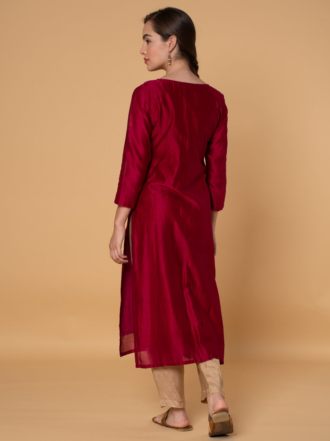 MAGENTA ZARI EMBROIDERED CHANDERI KURTA