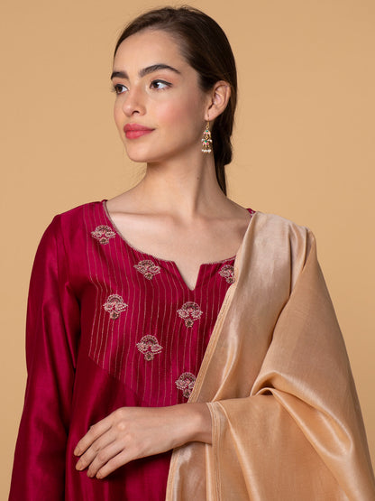 MAGENTA ZARI EMBROIDERED CHANDERI KURTA