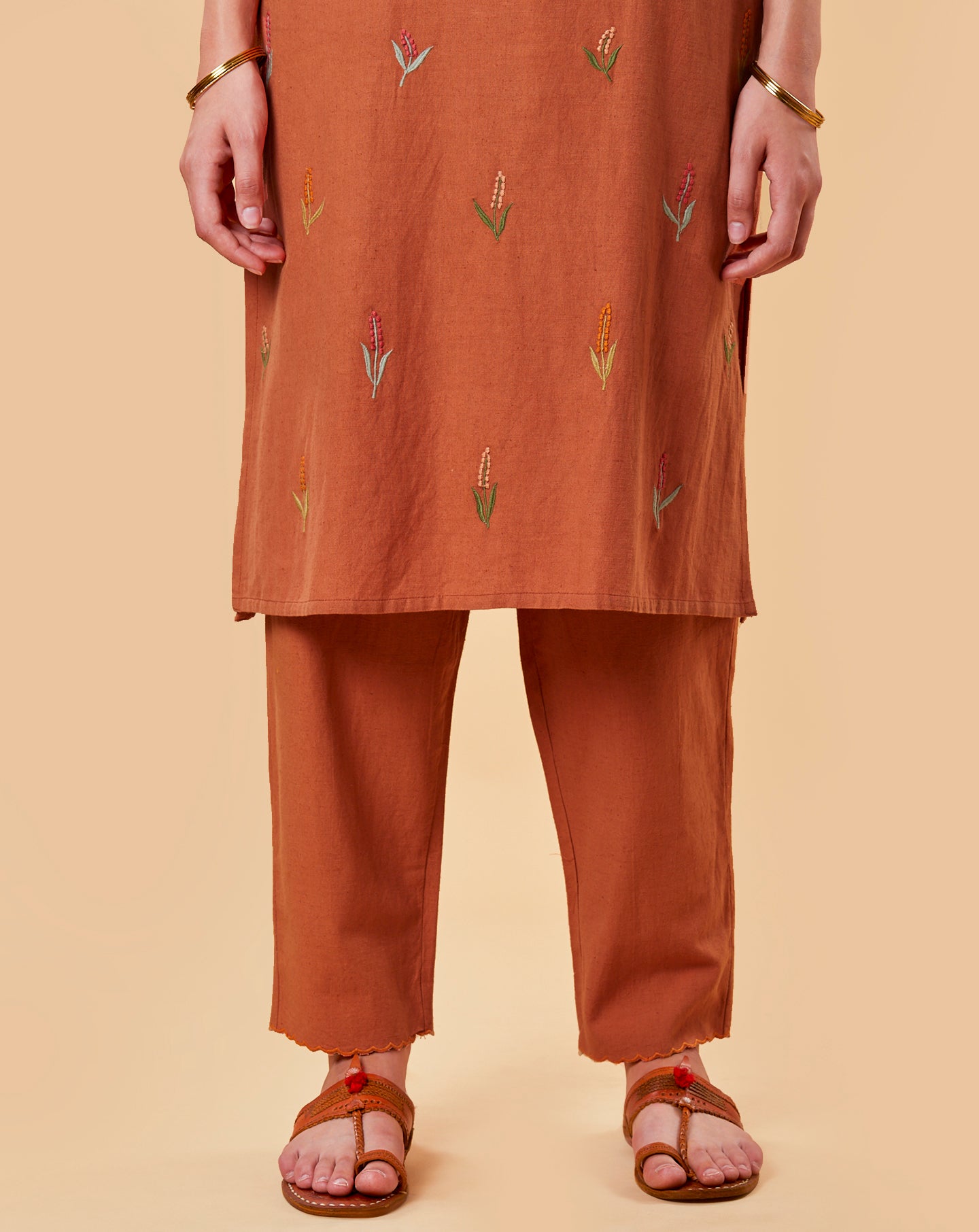 ORANGE EMBROIDERED COTTON LINEN KURTA WITH PANTS