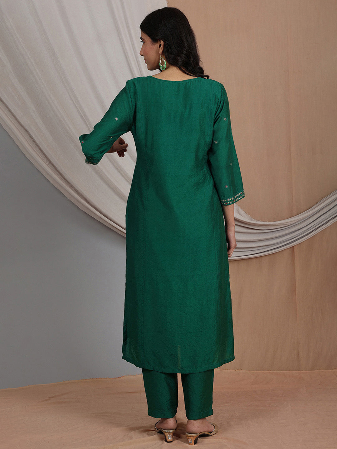 GREEN EMBROIDERED CHANDERI KURTA